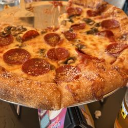 Mellow Mushroom Kennesaw - Pizza with pepperoni and mushrooms