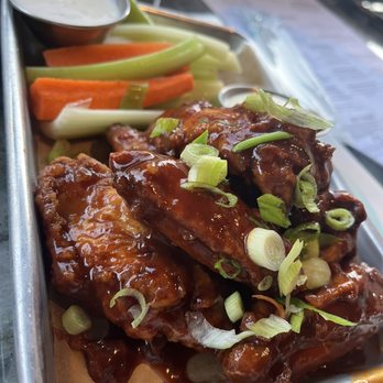 Idyllwild Brewpub - Jumbo Chicken Wings - Brewpubs Near Me - Idyllwild, California Idyllwild Brewpub - Jumbo Chicken Wings - Brewpubs Near Me - Idyllwild, California
