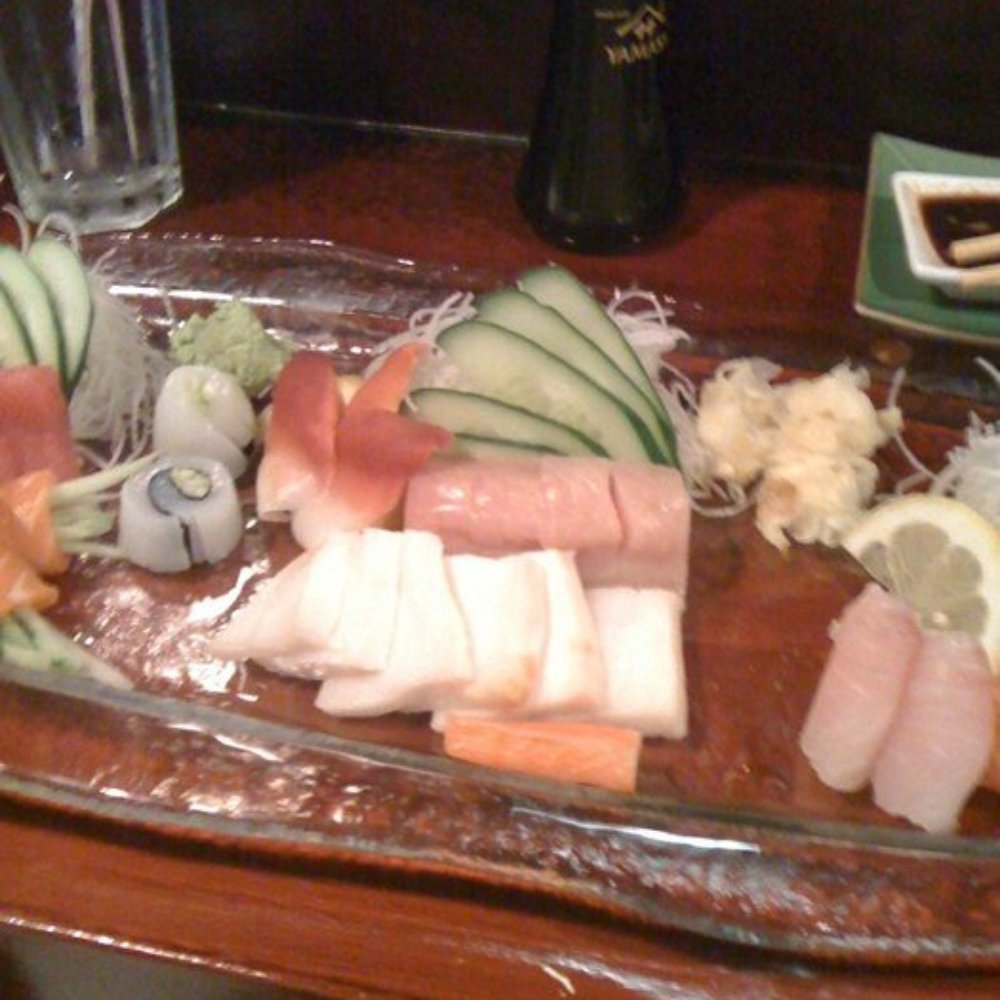 Kinta Sushi - 15 pc sashimi platter - Sushi Bars Near Me - Carol Stream, Illinois
