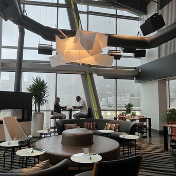 Roof on theWit - Lounges Near Me - Chicago, Illinois