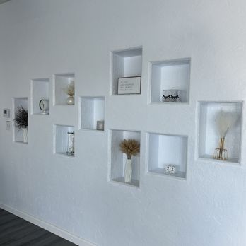 Jasmine Lash Studio - inside - Eyelash Service Near Me - Redding, California
