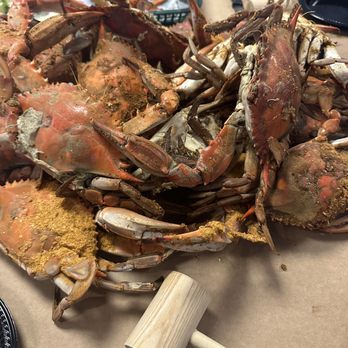 Cantler's Riverside - XL crabs - Seafood Near Me - Annapolis, Maryland