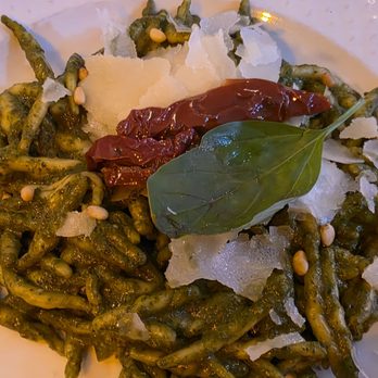 Chez Pippo - Pasta with pesto - Italian Near Me - Paris, 01 Chez Pippo - Pasta with pesto - Italian Near Me - Paris, 01