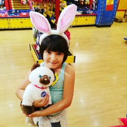 Build-A-Bear Workshop - #KileyJade and her new cat #CupCake