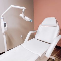 Belamour Aesthetics - Teeth whitening