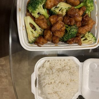 Viet - Thai Restaurant - Viet Thai Chicken - Thai Near Me - St Peters, Missouri Viet - Thai Restaurant - Viet Thai Chicken - Thai Near Me - St Peters, Missouri