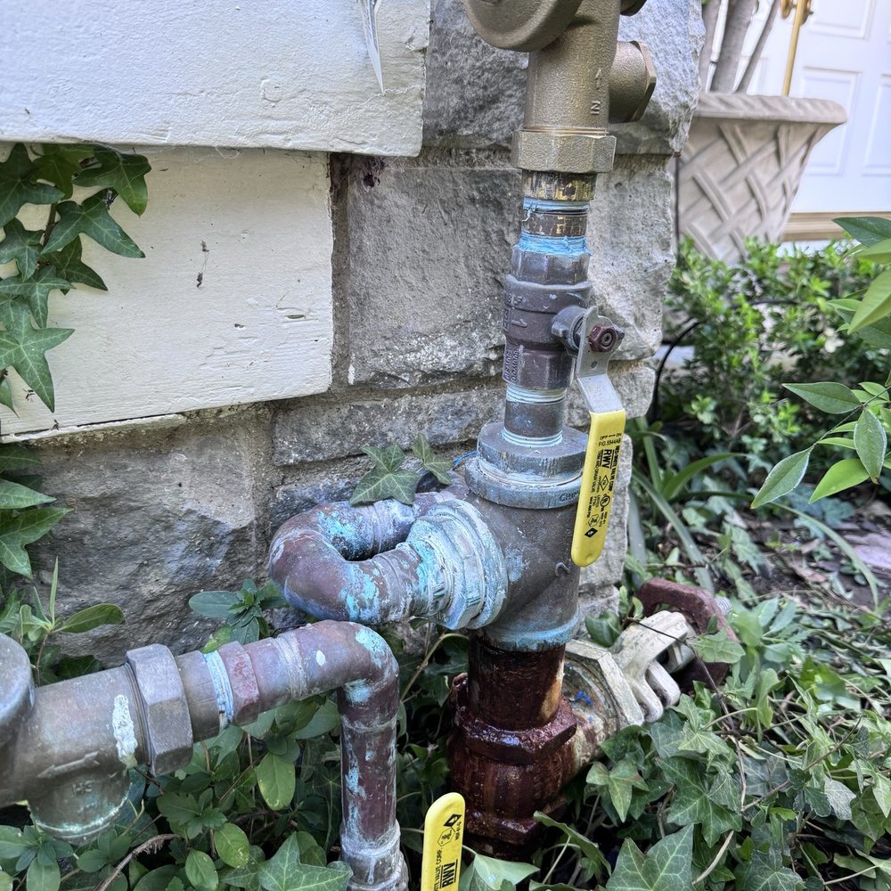 Pacific Plumbing Team - Before - Plumbing Near Me - Los Angeles, California Pacific Plumbing Team - Before - Plumbing Near Me - Los Angeles, California