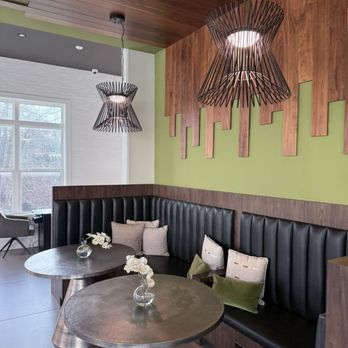 Ventura Research Park - Game room / lounge - Apartments Near Me - Charlotte, North Carolina Ventura Research Park - Game room / lounge - Apartments Near Me - Charlotte, North Carolina