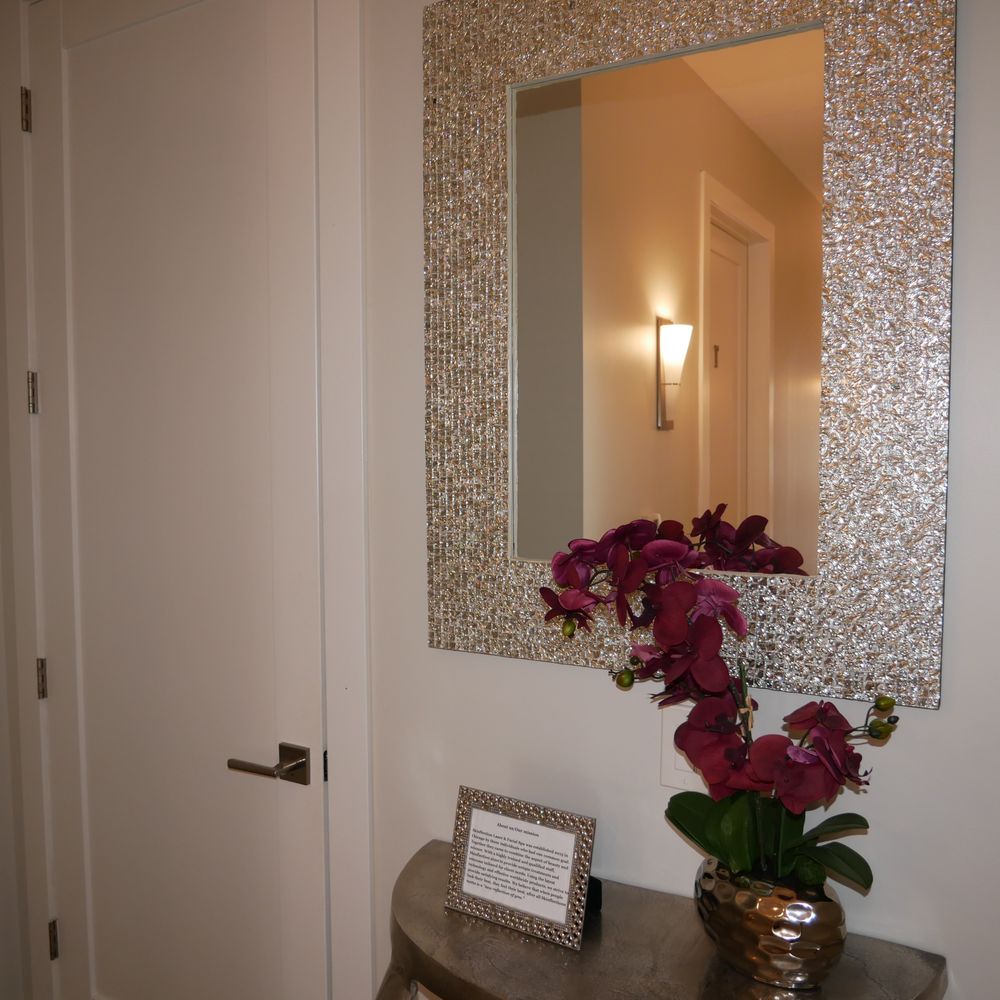 Skinflection Spa - pretty decorations - Skin Care Near Me - Niles, Illinois Skinflection Spa - pretty decorations - Skin Care Near Me - Niles, Illinois