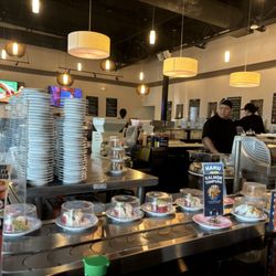 Yen Sushi revolving bar