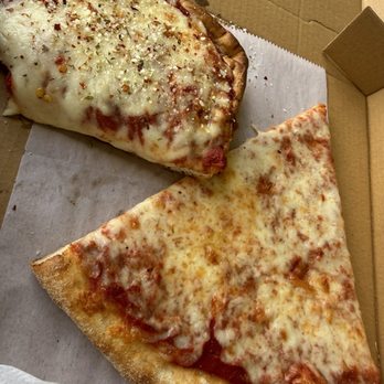 Daddy Brooklyn Pizzeria - Cheese & grandma slice - Pizza Near Me - Palm Beach Gardens, Florida Daddy Brooklyn Pizzeria - Cheese & grandma slice - Pizza Near Me - Palm Beach Gardens, Florida