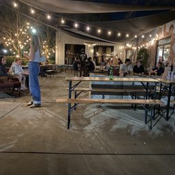 Brown Truck Brewery - Outside area