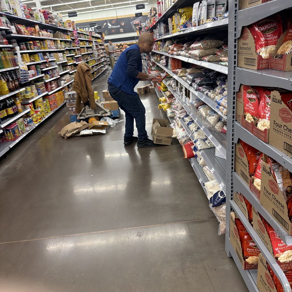 Walmart Supercenter - Steve the Master Mind 848 - Grocery Near Me - Fredericksburg, Virginia