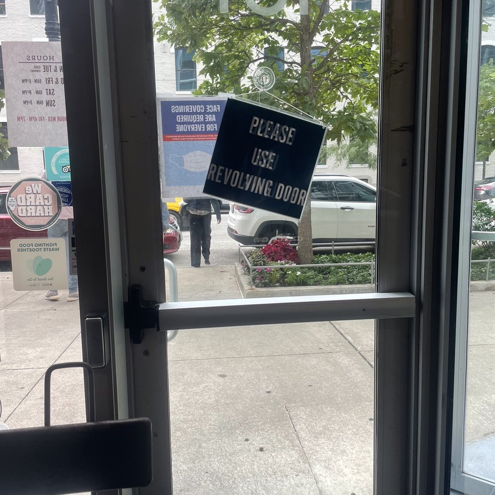 Wishbone - This business is not complying with the ADA in having entrances accessible for people with disabilities - Breakfast & Brunch Near Me - Chicago, Illinois