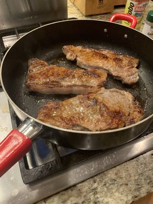 Bernie's Chicken by null