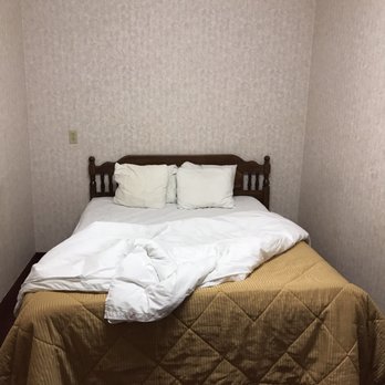 Quality Inn Deep Creek Lake - Hotels Near Me - Mc Henry, Maryland