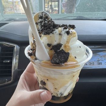 Lou's - Classic Vanilla Frozen Custard with Oreos and carmel - New American Near Me - Austin, Texas