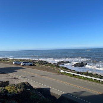 Moonstone Landing - View from balcony, south - Hotels Near Me - Cambria, California