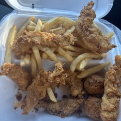 7 pieces of chicken in my basket of food!