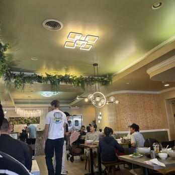 Pho Ao Sen - Inside restaurant - Vietnamese Near Me - Oakland, California Pho Ao Sen - Inside restaurant - Vietnamese Near Me - Oakland, California