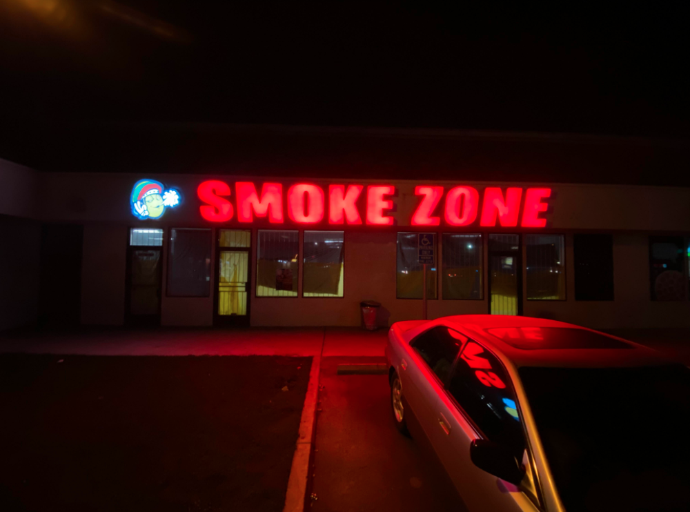 SMOKE ZONE 5 Updated October 2024 4780 E Kings Canyon Rd, Fresno