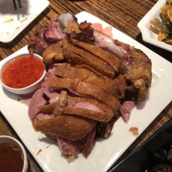 妹記大排檔 - Roasted Pork Knuckles - Chinese Near Me - Hong Kong, HK