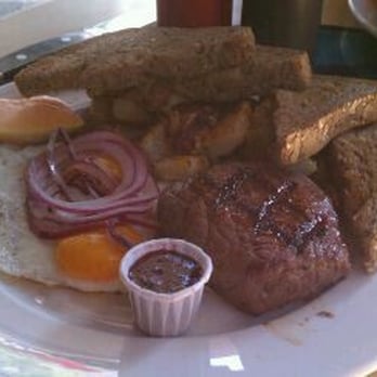 Lefty's Fresh Food - Breakfast & Brunch Near Me - Parksville, British Columbia
