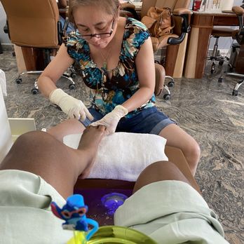 Sunflower Nails Spa - Such a quick but effective pedi! - Nail Salons Near Me - Philadelphia, Pennsylvania Sunflower Nails Spa - Such a quick but effective pedi! - Nail Salons Near Me - Philadelphia, Pennsylvania
