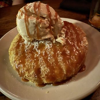 Losanti - Butter cake - Steakhouses Near Me - Cincinnati, Ohio Losanti - Butter cake - Steakhouses Near Me - Cincinnati, Ohio