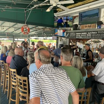 Billys By the Bay - Seafood Near Me - Greenport, New York