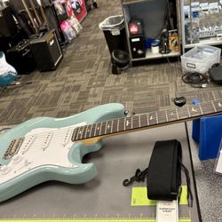 Guitar Center - PRS Silver Sky SE