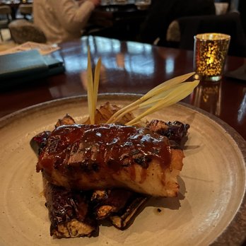 Mystique Asian Restaurant & Lounge - Sushi Bars Near Me - Everett, Massachusetts