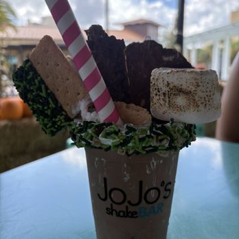 JoJo's Shake Bar - Orlando - Girl Scout Biggie Shake - Desserts Near Me - Orlando, Florida JoJo's Shake Bar - Orlando - Girl Scout Biggie Shake - Desserts Near Me - Orlando, Florida