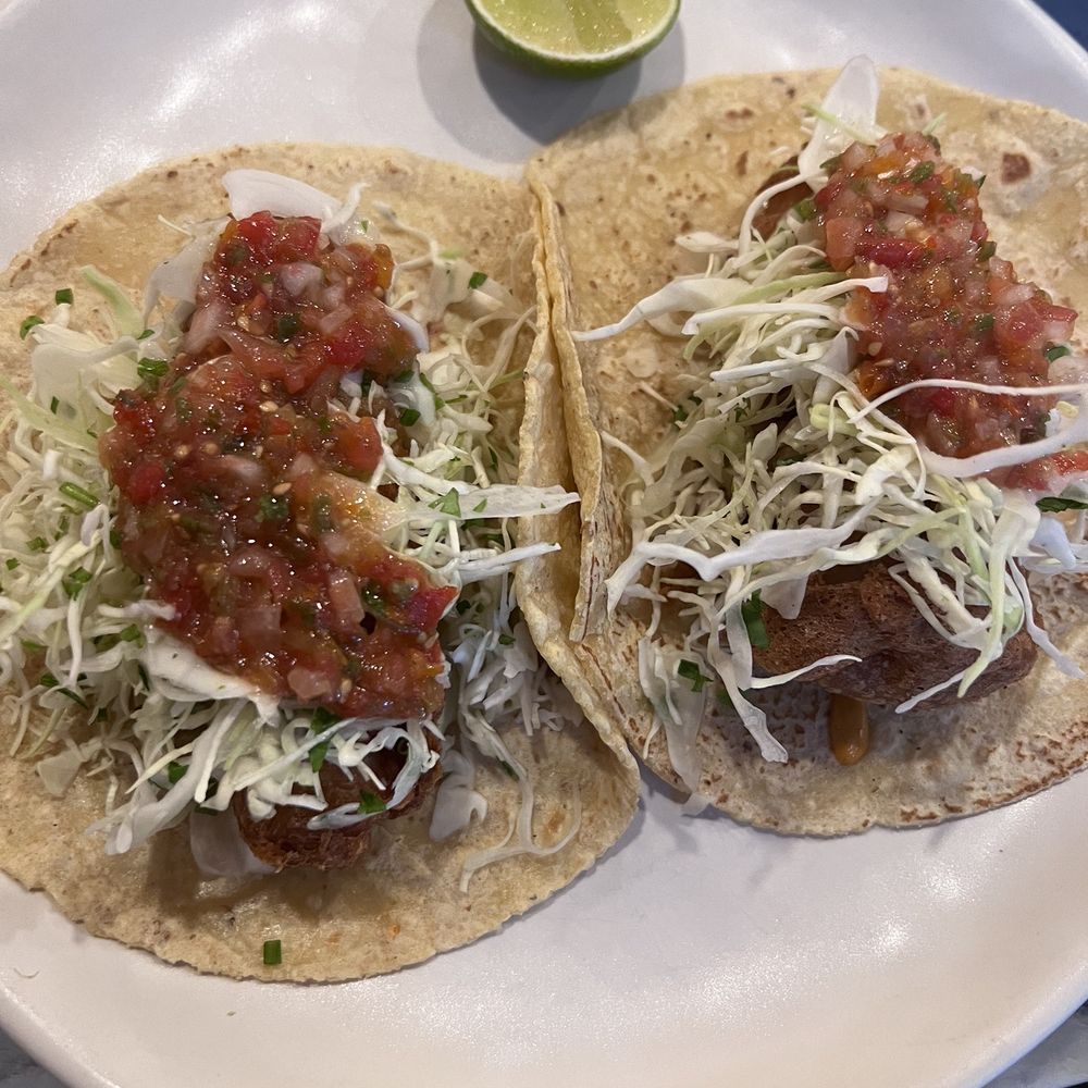 Este - Fish Tacos - Seafood Near Me - Austin, Texas Este - Fish Tacos - Seafood Near Me - Austin, Texas