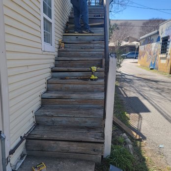Angel's Landscaping - Old wood steps - Landscaping Near Me Angel's Landscaping - Old wood steps - Landscaping Near Me
