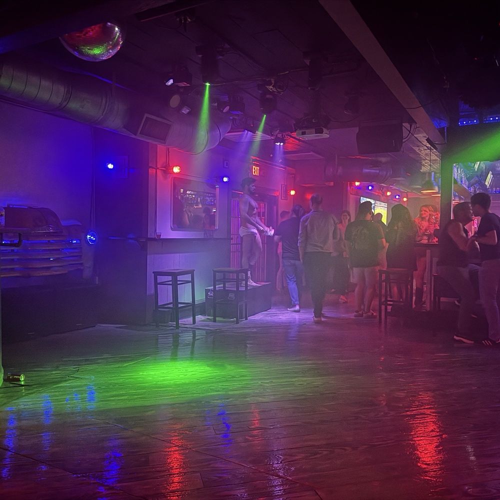 Varsity - Same old GoGo dancer is back - Gay Bars Near Me - Houston, Texas Varsity - Same old GoGo dancer is back - Gay Bars Near Me - Houston, Texas