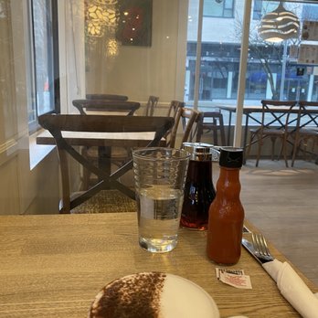 Red Umbrella Cafe - Breakfast & Brunch Near Me - Vancouver, British Columbia