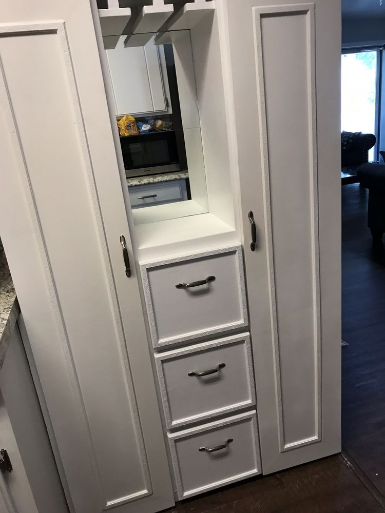 Slide of Chepito Handyman and remodeling