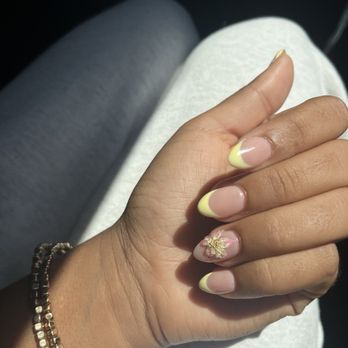 Nail Bar - Mountain View - Gel X + design - Nail Salons Near Me - Mountain View, California