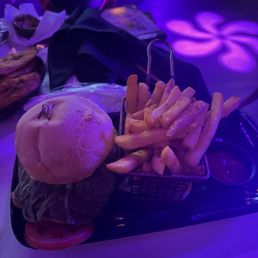 Fried Chicken Sandwich w/ Fries Fried Chicken Sandwich w/ Fries