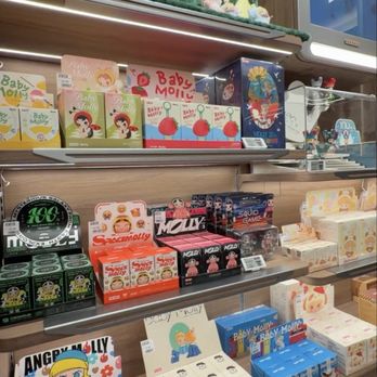 Pop Mart - Toy Stores Near Me - Farmington, Connecticut