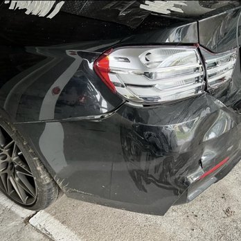 Premier Collision CARSTAR - Body Shops Near Me - Tacoma, Washington