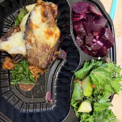 Veggie lasagna with two sides