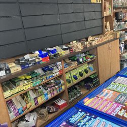 Frank's Convenience - Rolling papers and accessories