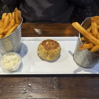 Crabby Maggie's - Single crab cake and double fries - Seafood Near Me - Strasburg, Virginia Crabby Maggie's - Single crab cake and double fries - Seafood Near Me - Strasburg, Virginia
