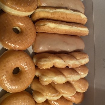 Rainbow Donuts - Donuts Near Me - Diamond Bar, California Rainbow Donuts - Donuts Near Me - Diamond Bar, California