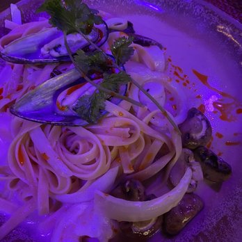 Temsib Eatery & Bar - Fettuccine tom kha - Thai Near Me - Bellevue, Washington Temsib Eatery & Bar - Fettuccine tom kha - Thai Near Me - Bellevue, Washington