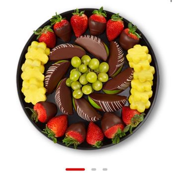 Edible Arrangements - What I order and what I got - Chocolatiers & Shops Near Me - Clermont, Florida Edible Arrangements - What I order and what I got - Chocolatiers & Shops Near Me - Clermont, Florida