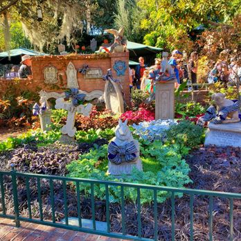 Haunted Mansion - Pet Cemetery, RIP, furbabies! - Haunted Houses Near Me - Anaheim, California