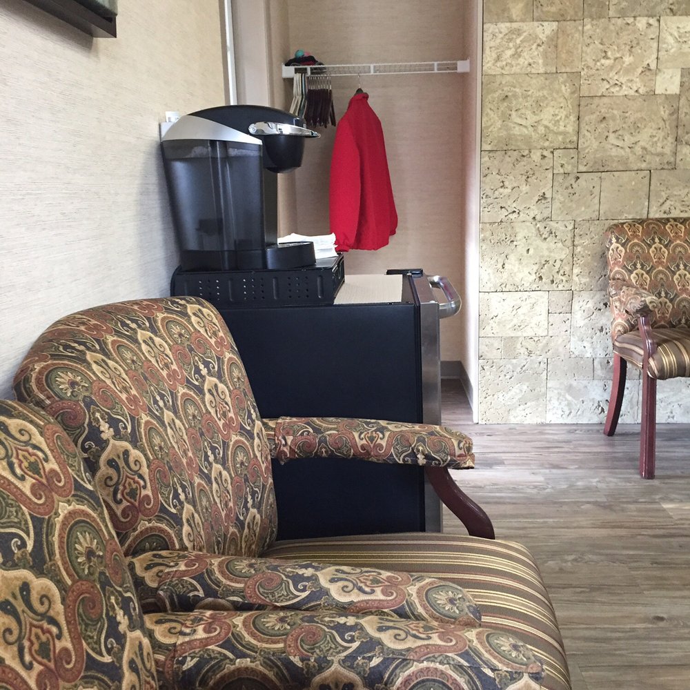 Sorriso Dental - They have a Kerig machine. Water, and juice for kiddos. With hardly any sugar - General Dentistry Near Me - Morgantown, West Virginia Sorriso Dental - They have a Kerig machine. Water, and juice for kiddos. With hardly any sugar - General Dentistry Near Me - Morgantown, West Virginia
